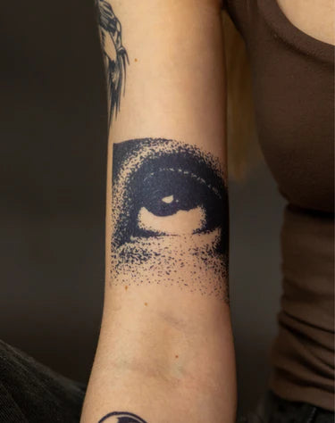 Tatuaje temporare pe spate, piesă amplă semipermanentă